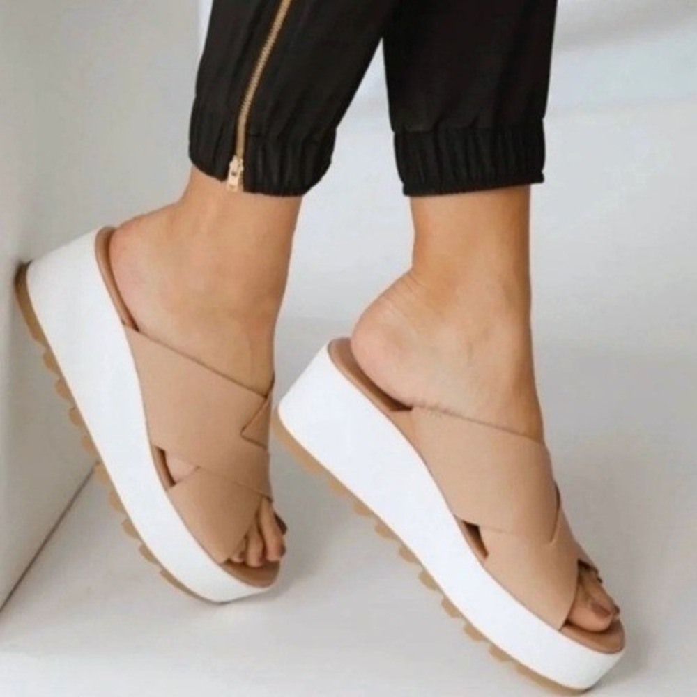 Sorel Cameron Flatform Sandal Tan Leather Cross Strap Platform Comfort Shoes